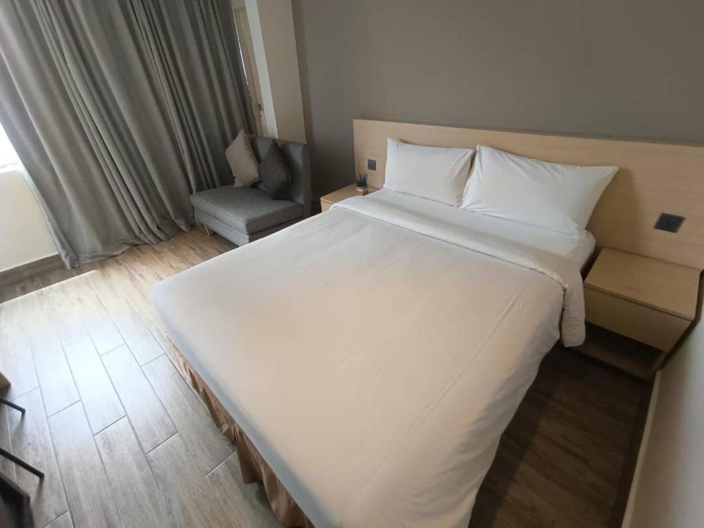 هتل پسیفیک اکسپرس سنترال مارکت